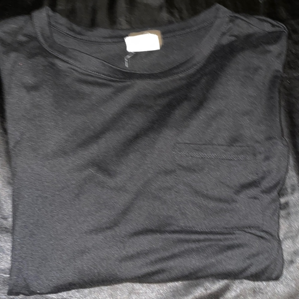 ~ ℬ𝓁𝒶𝒸𝓀 𝓁ℴ𝓃ℊ𝓈𝓁ℯℯ𝓋ℯ ~